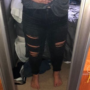 WORN ONCE American Eagle Black Hi-Waisted Jeans